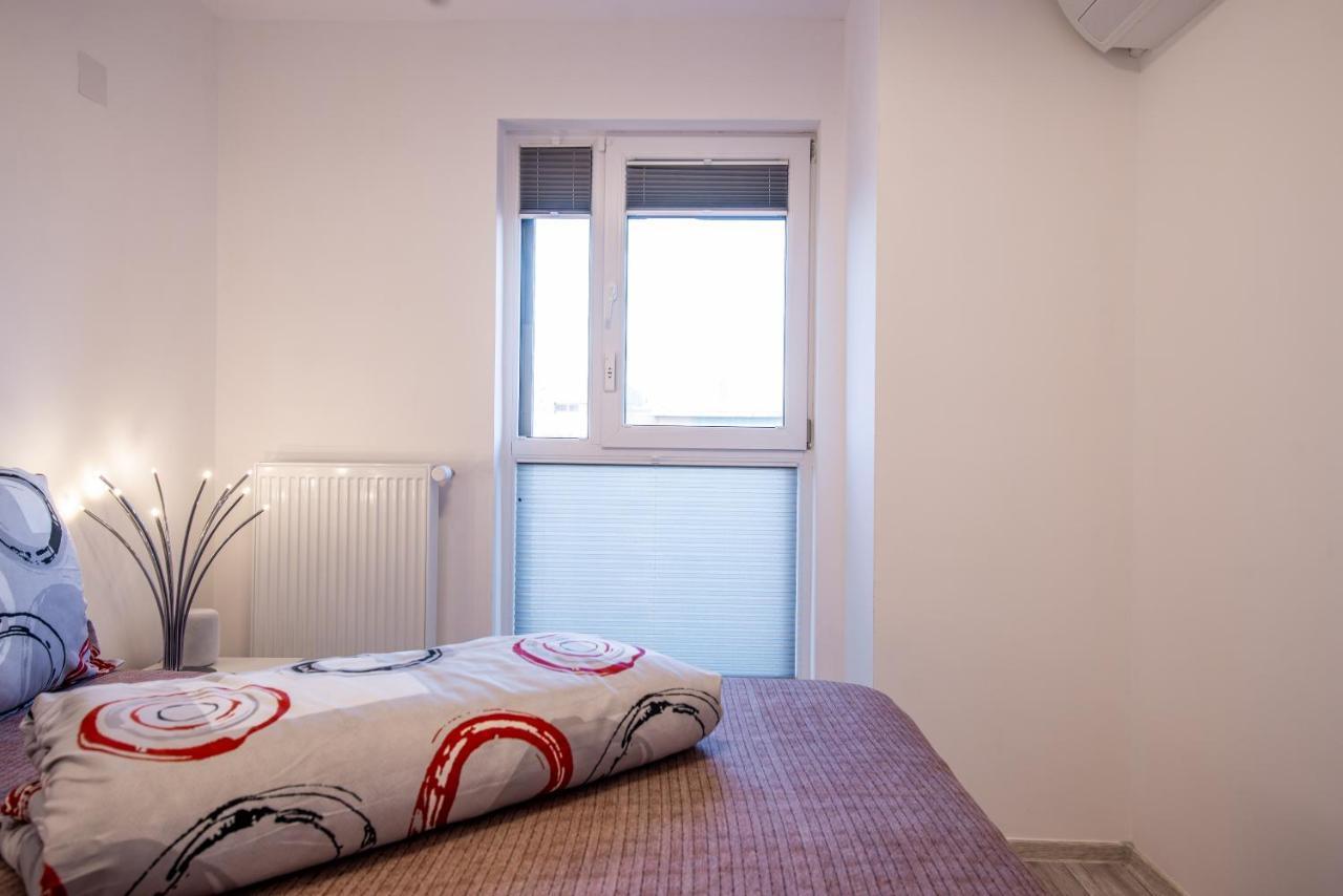Luxury Westpark 2 Presidentialsuite With Lake View W4 Bucureşti Eksteriør bilde
